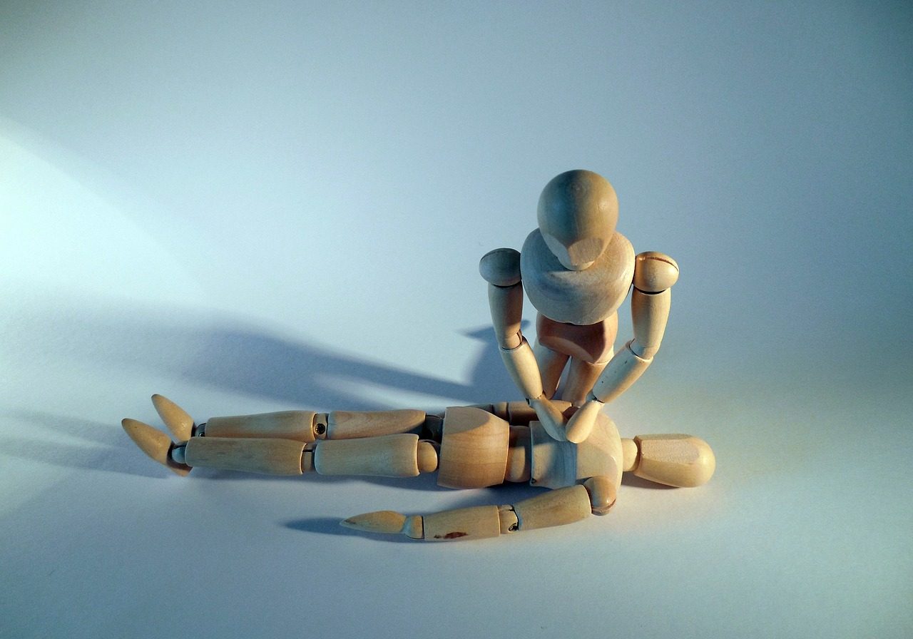 first-aid-g25e90a87b_1280 first-aid-g25e90a87b_1280